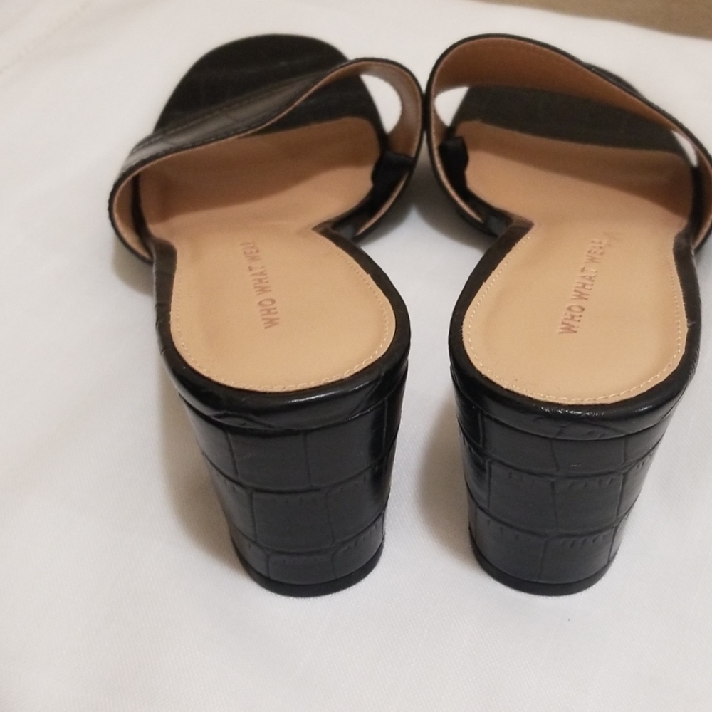 Ladies shoes - Picture 2 of 3